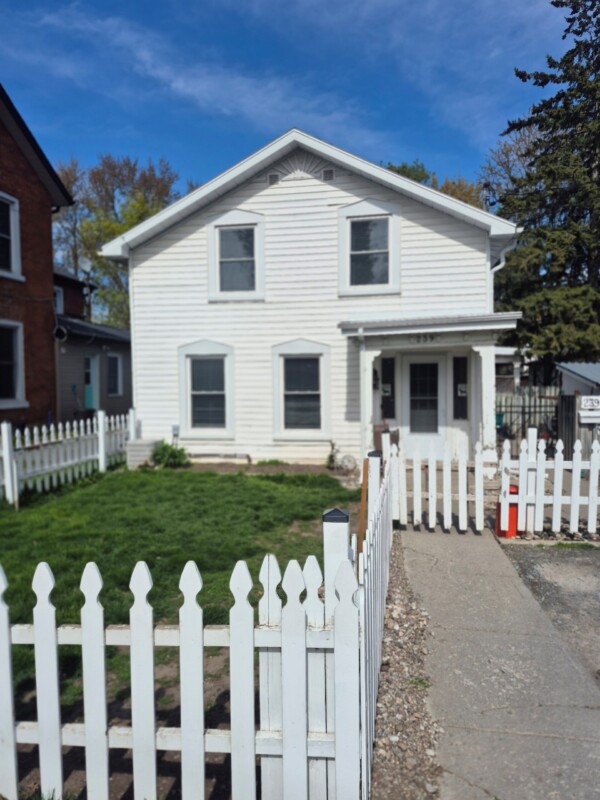 100 years ago: Wellington Jeffers Diamond's home at 239 Charles Street